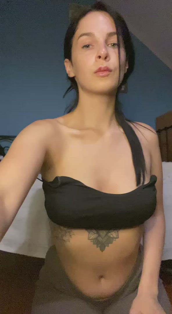 @HollyMary <strong>@onlyhollymary</strong> in titty drop big tits tiktok boobs porn video