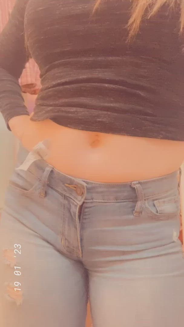?✨?⭐?? <strong>@courtneychloe</strong> in dirty blonde long hair homemade onlyfans clothed porn video