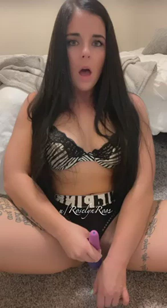 ✨Roselyn Ross ✨ <strong>@rosey_g</strong> in glass sex toy brunette dildo porn video