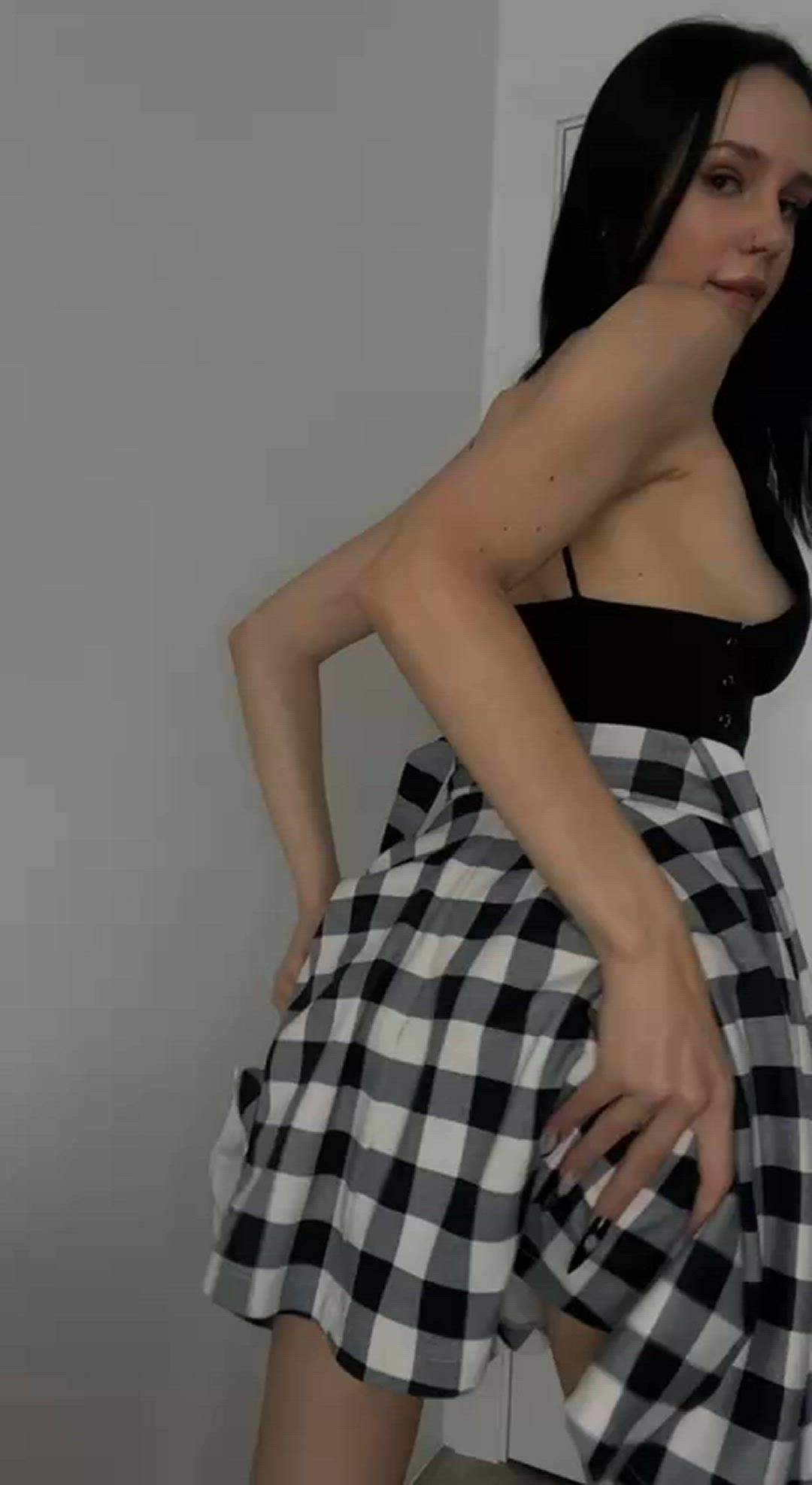 Adelebee <strong>@adelebee</strong> in porn video