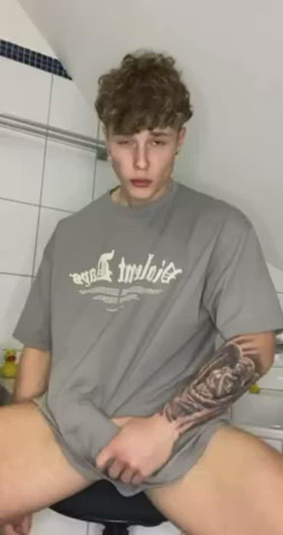 Alextwinkk1 <strong>@jonesalexx</strong> in big dick blowjob cock porn video
