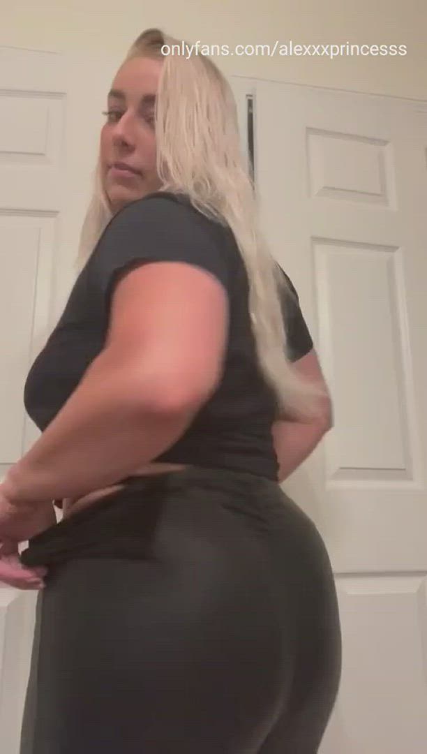 Alexxxprincesss <strong>@alexxxprincesss</strong> in porn video