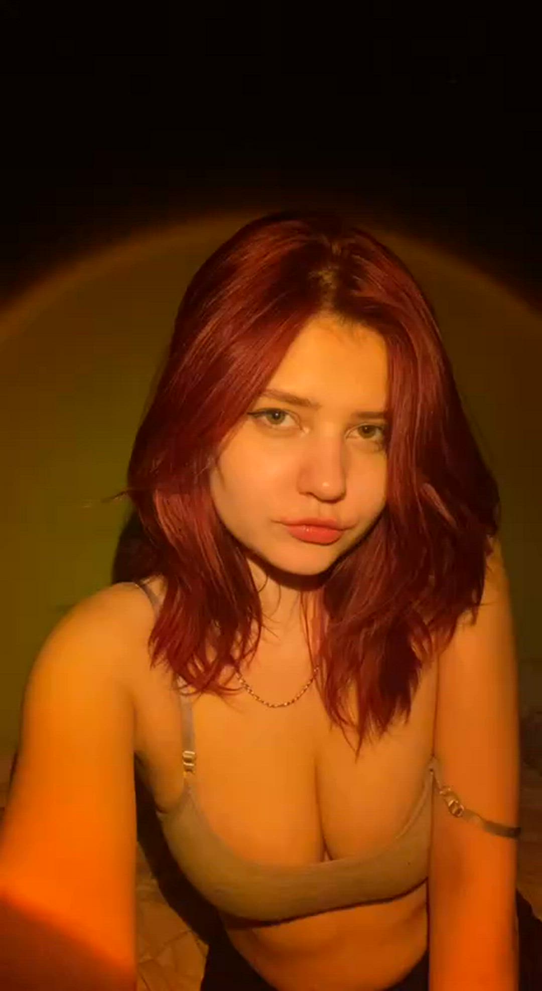 Aliesmith <strong>@alise_ssmith</strong> in porn video