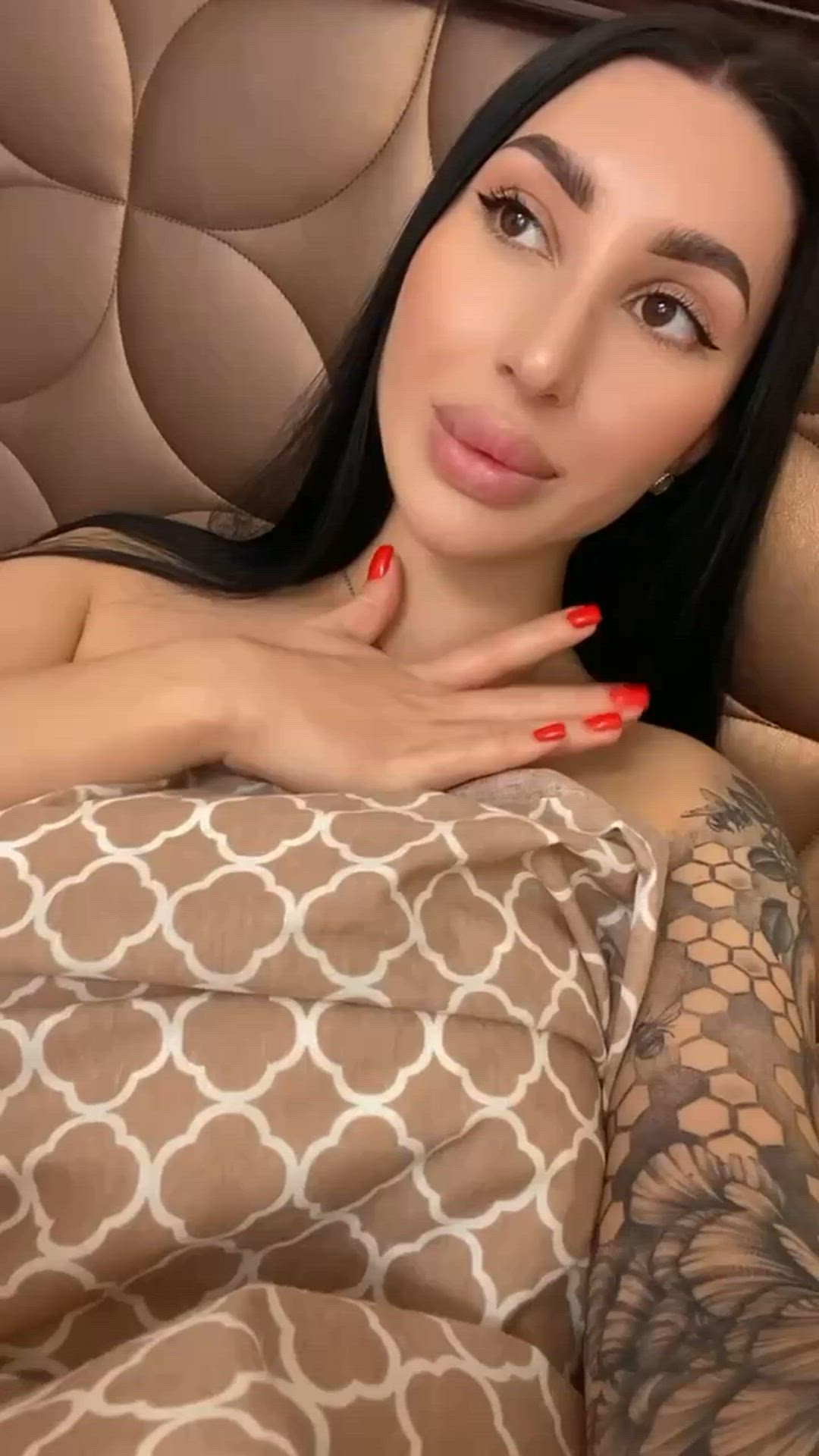 Alina Greys <strong>@action</strong> in porn video