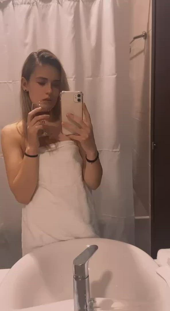 Alisa-of <strong>@onlyfans-alisa</strong> in porn video