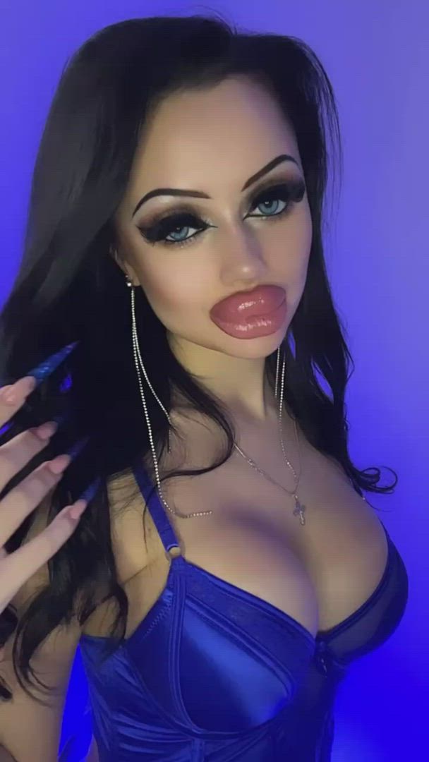 AlisonBeth <strong>@allison_alis</strong> in porn video