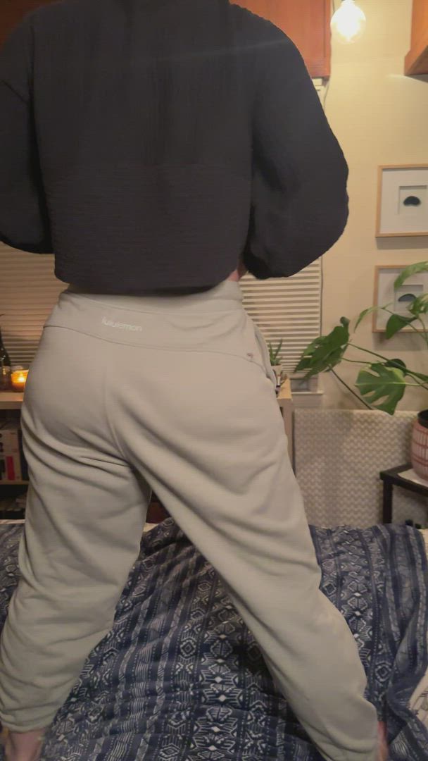 Aloe & Burn <strong>@aloeforthatburn</strong> in big clapping ass panty peel asshole strip porn video