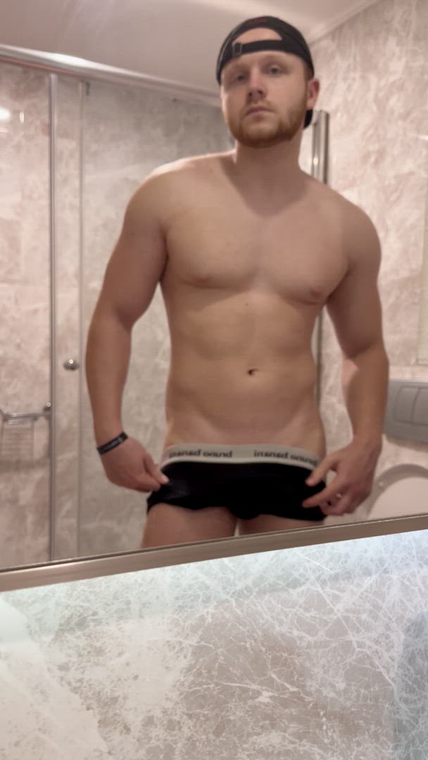 Alphagodtayler <strong>@adifferentbrandof</strong> in masturbating big dick cock porn video