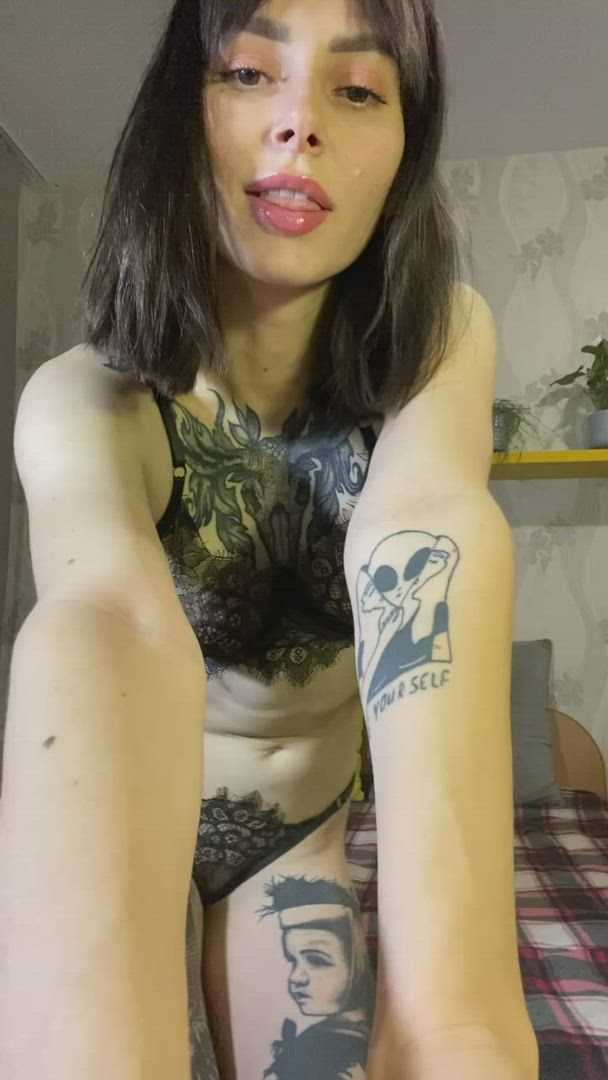 Amanitariddle <strong>@amanitaridley</strong> in bed sex ass porn video