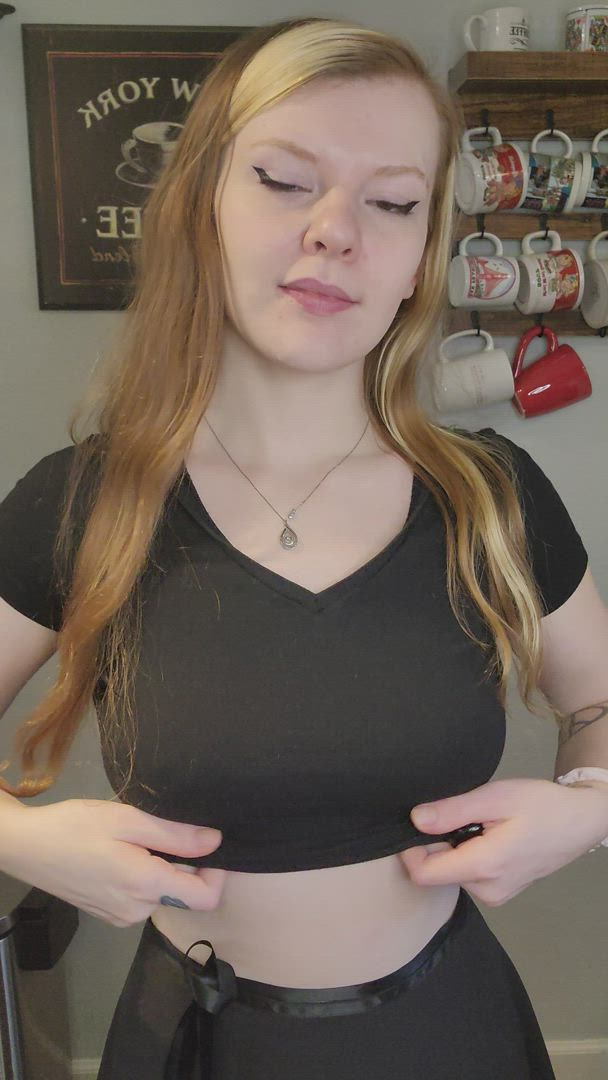 AmberLuxxx <strong>@amber_luxxx</strong> in titty drop redhead tits porn video