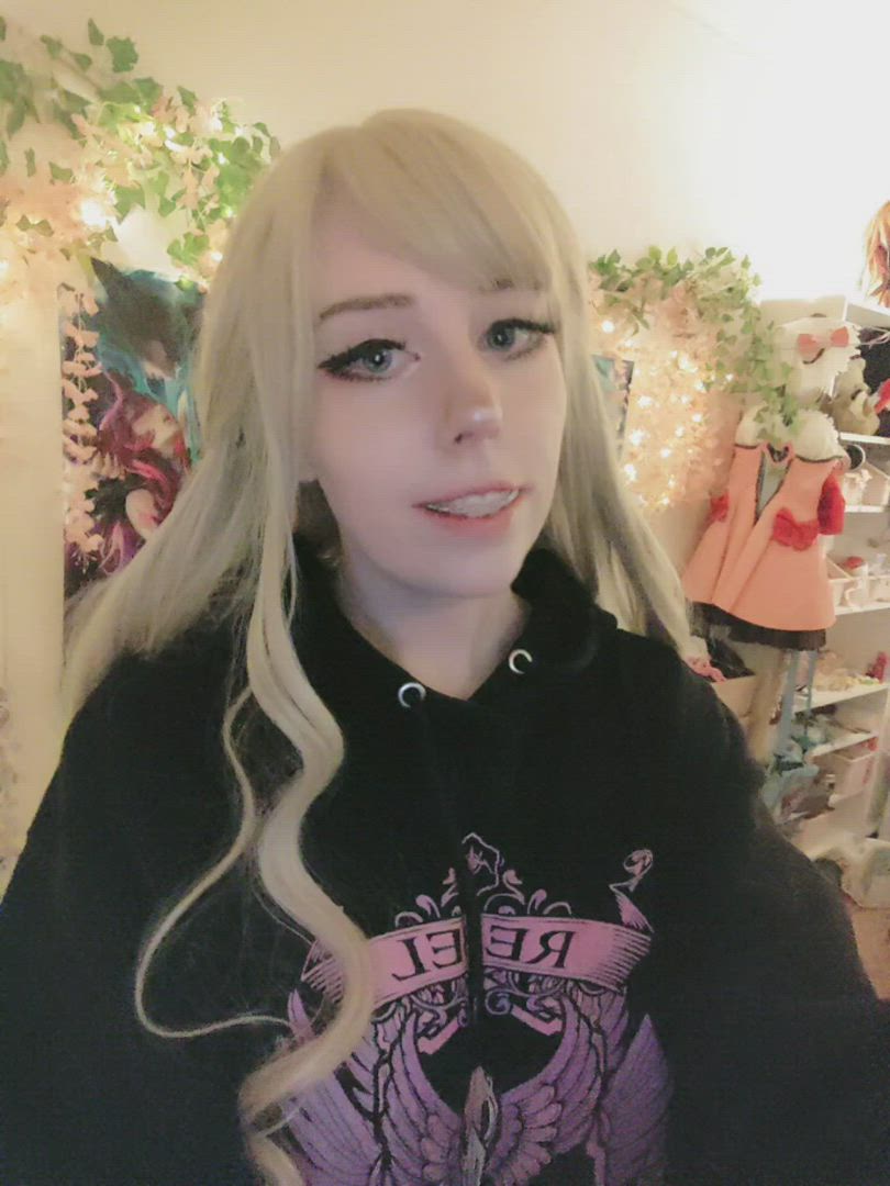 Amy <strong>@kittenamy</strong> in porn video