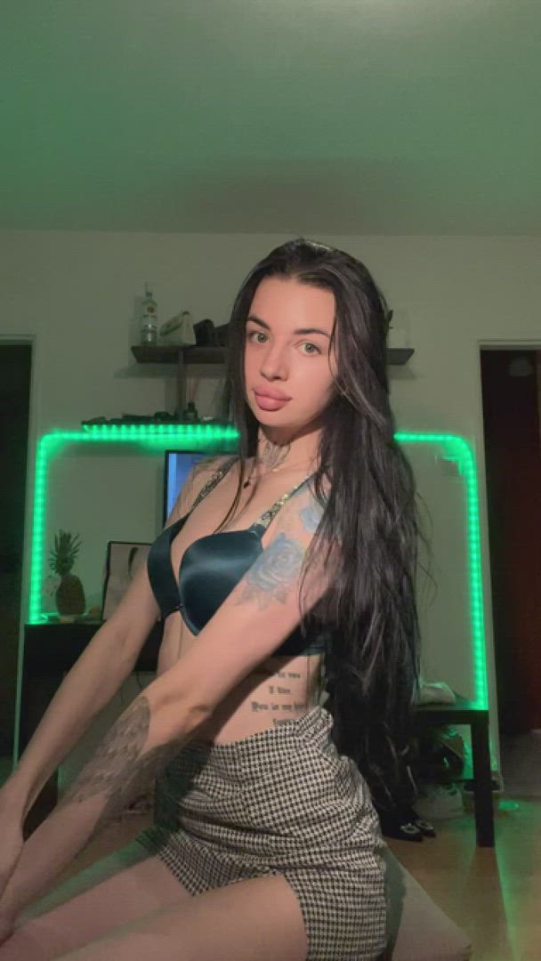 Anastasia Ivanova <strong>@anastasiaivanovaofficial</strong> in porn video