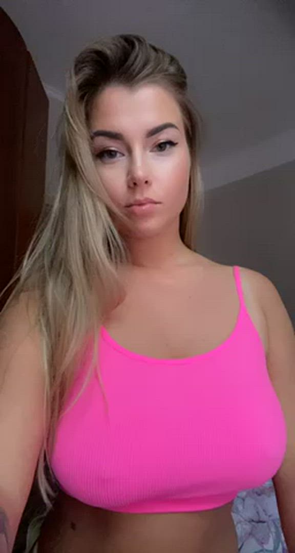 Anastasia <strong>@anastasia_touch</strong> in porn video