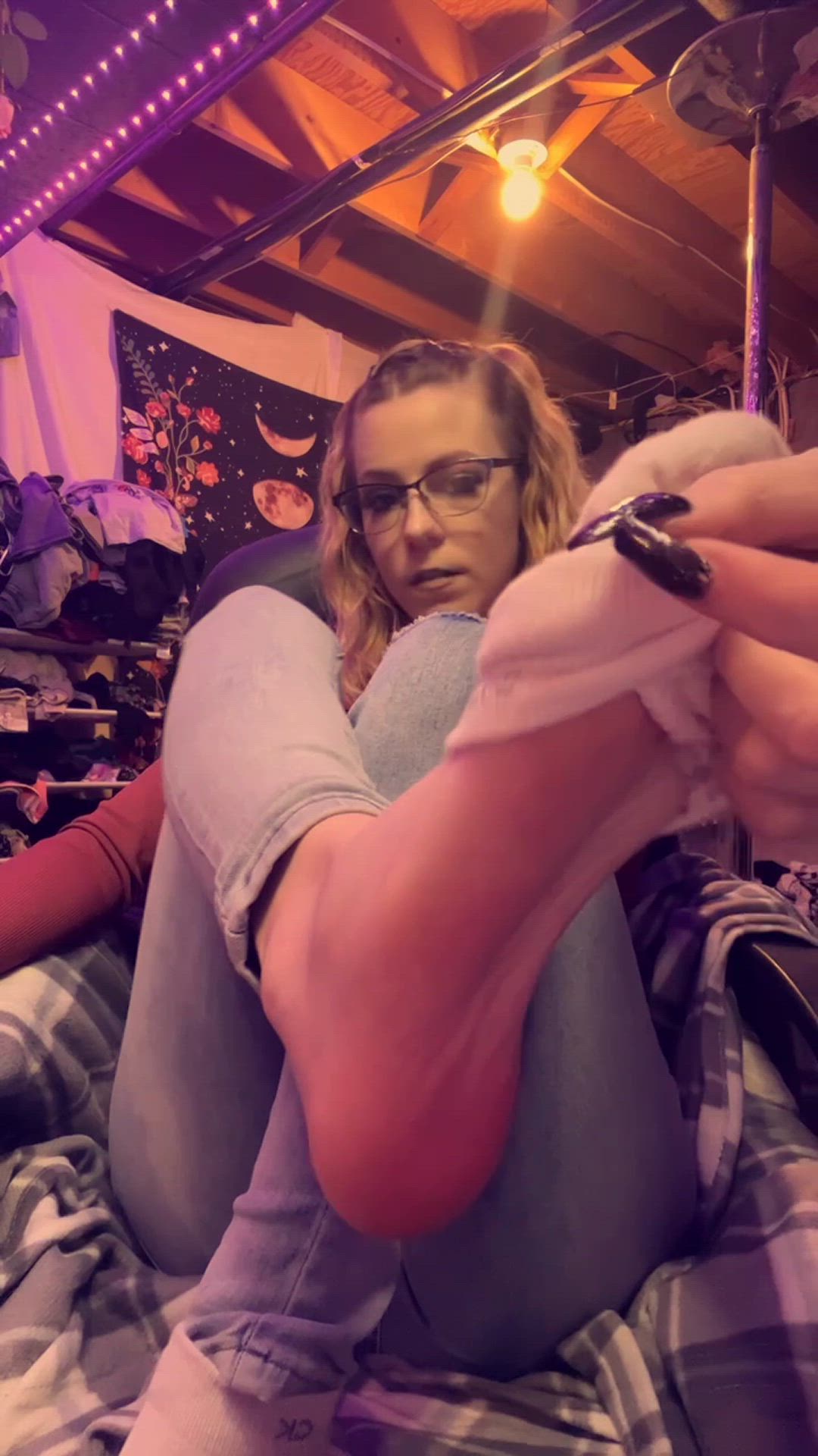 Angelicsexqueen777 <strong>@angelicsexqueen</strong> in fetish feet fetish foot onlyfans footjob porn video