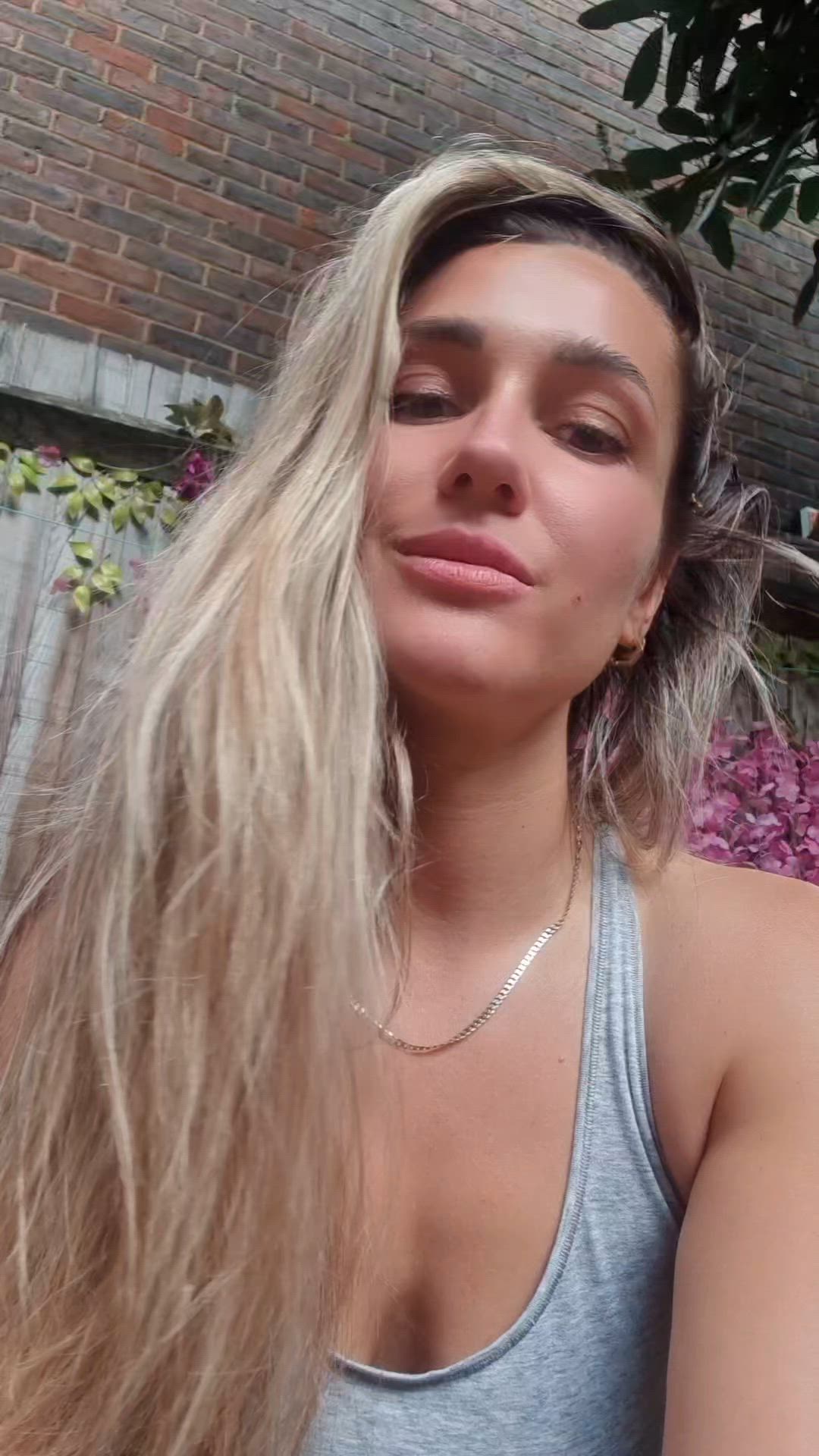 Aprilbluejpg <strong>@aprilblue_vip</strong> in onlyfans big ass blonde porn video