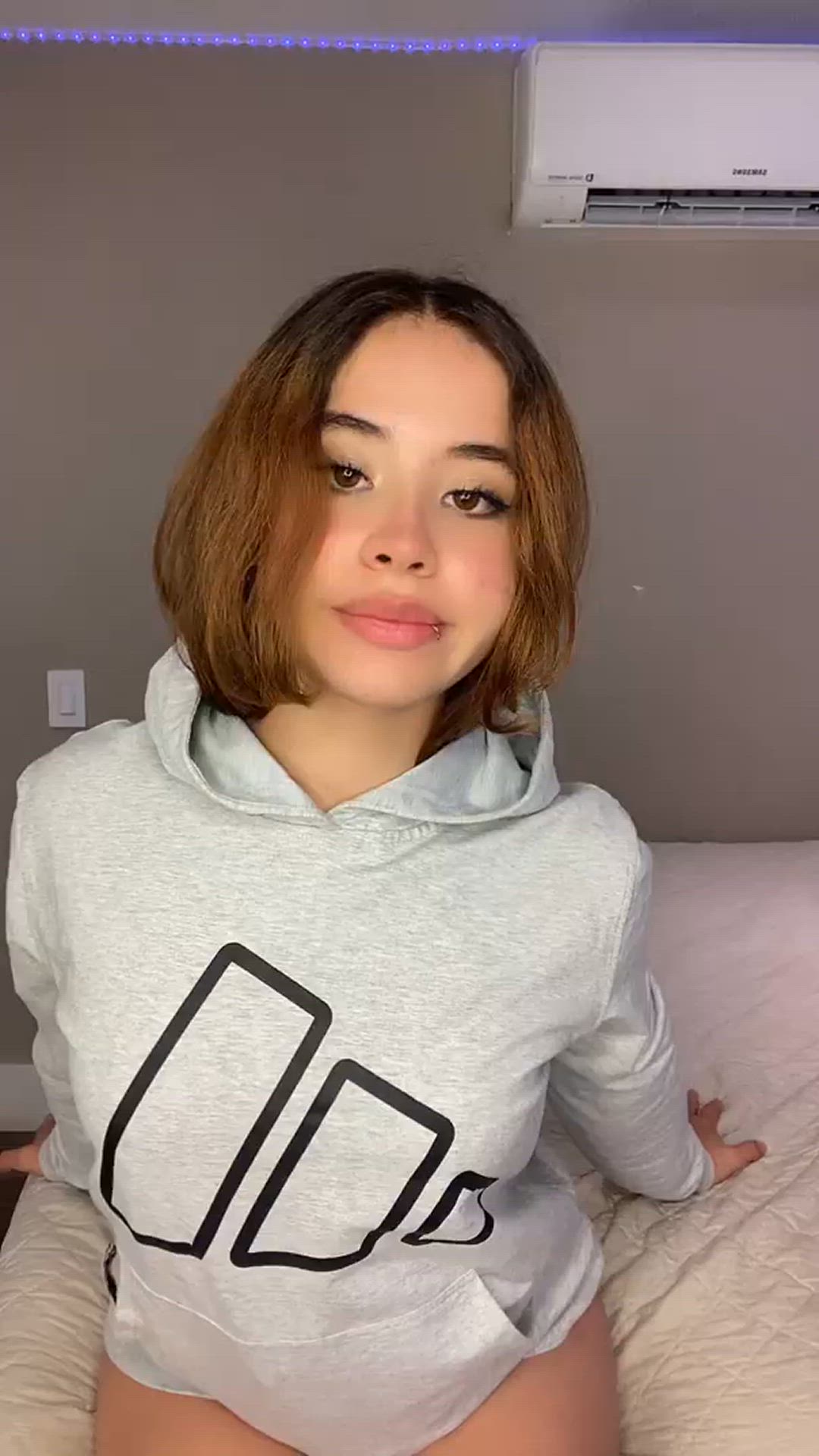 Aquisitivela <strong>@sabrina.18.cute</strong> in porn video