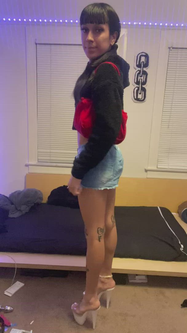 Ari <strong>@ariaaaxxx</strong> in porn video