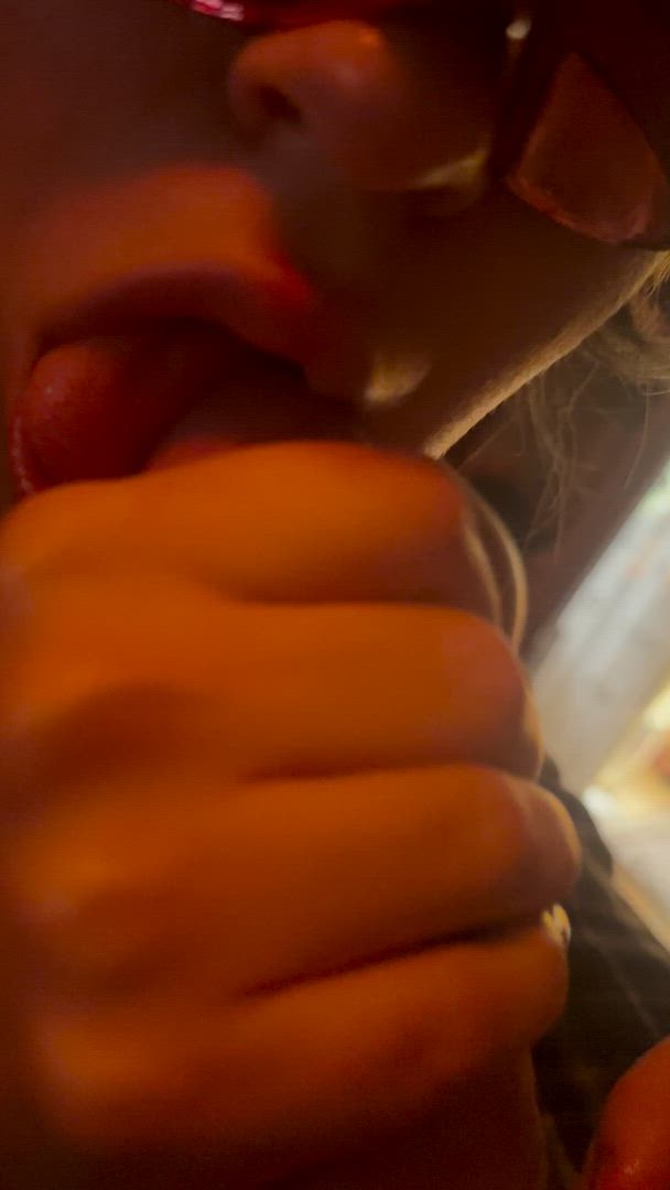 Ariel191919 <strong>@ariel_bjvip</strong> in big tits amateur blowjob porn video