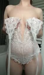 Ashleigh  <strong>@pale_but_peachy</strong> in titty drop boobs tease porn video
