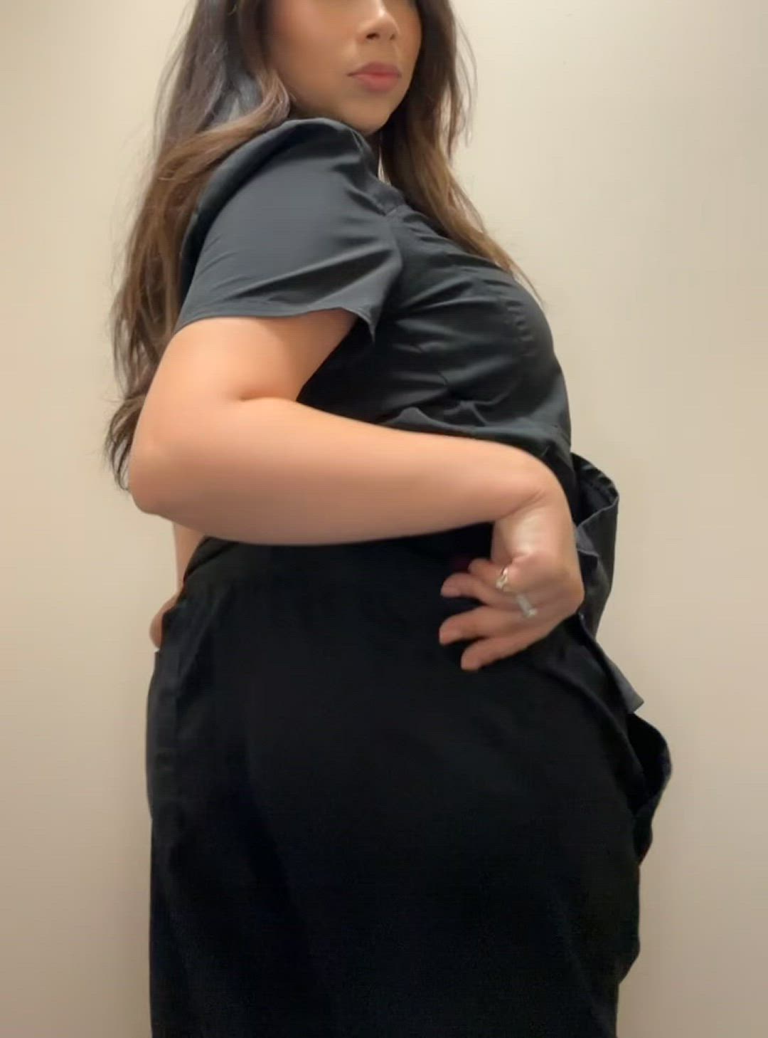 Ashleyyybabyxoxox <strong>@ashleyyybabyxoxox</strong> in brunette big ass booty porn video