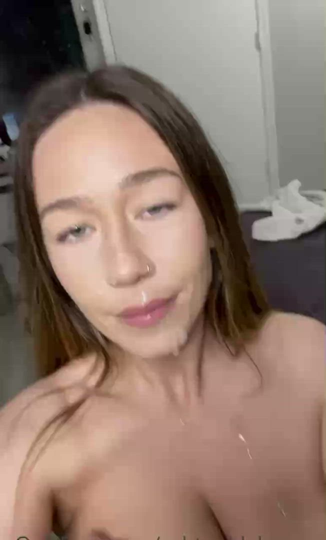 Ashton <strong>@ashtonblakexoxo</strong> in porn video