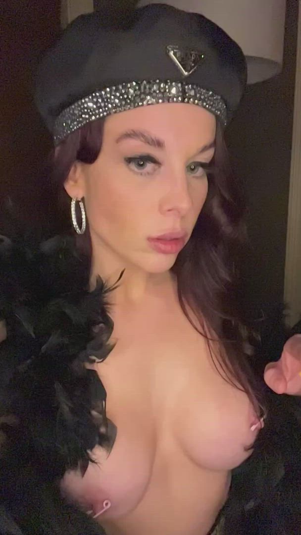 Athensdaddy <strong>@smokingbabygirl99</strong> in porn video