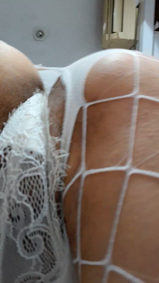 Badgalola <strong>@badgalolaa</strong> in female pov twerking porn video