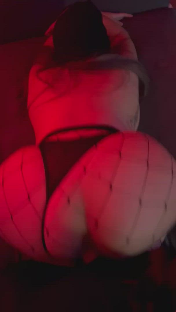 Bbylotus <strong>@bbyl0tus</strong> in big ass fishnet asian porn video