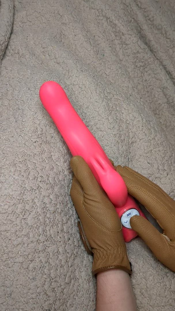 Beachbeneathmyfeet <strong>@beachbeneathmyfeets</strong> in porn video