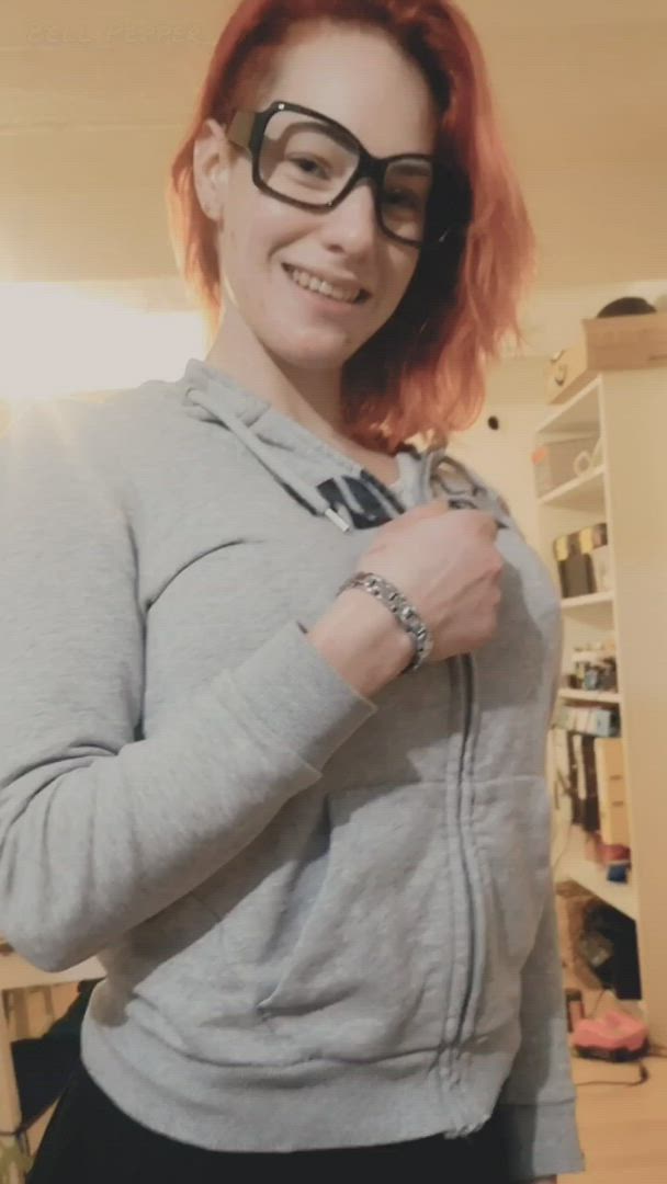 Bell Pepper <strong>@bell_pepper69</strong> in big fake tits fake boobs glasses redhead model nerd porn video