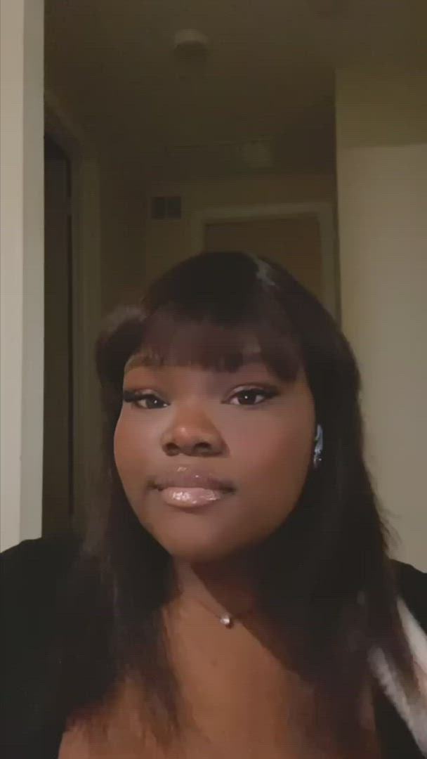BERRIES AND CREAM?? <strong>@berriesandcreamxo</strong> in huge tits ebony porn video