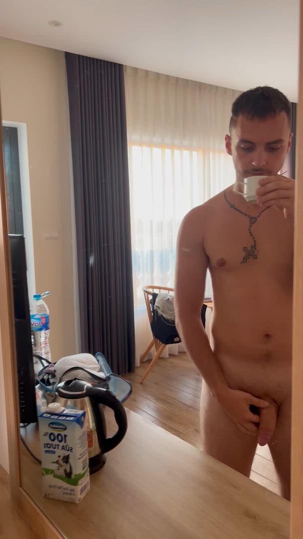 Berrnyie <strong>@berrnyie</strong> in porn video