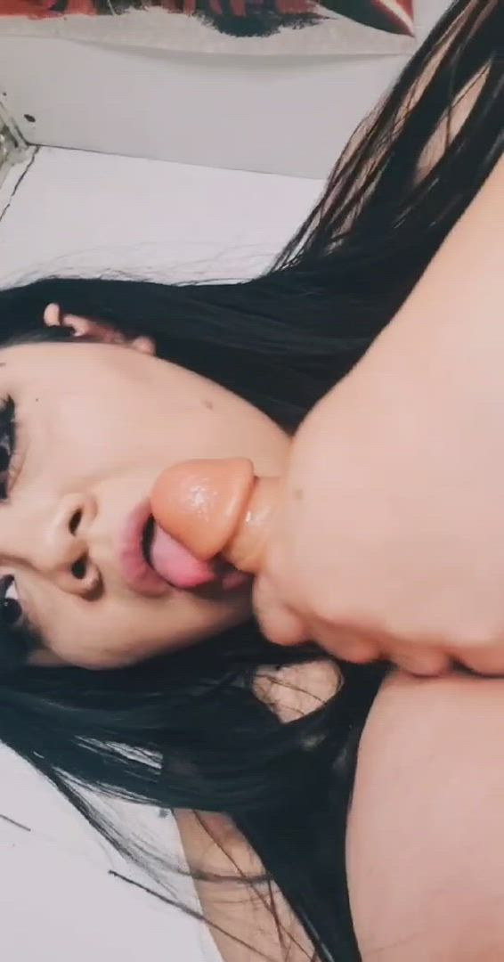 Bitt3rbunni <strong>@bitt3rbunnilewd</strong> in tongue fetish blowjob bbw porn video