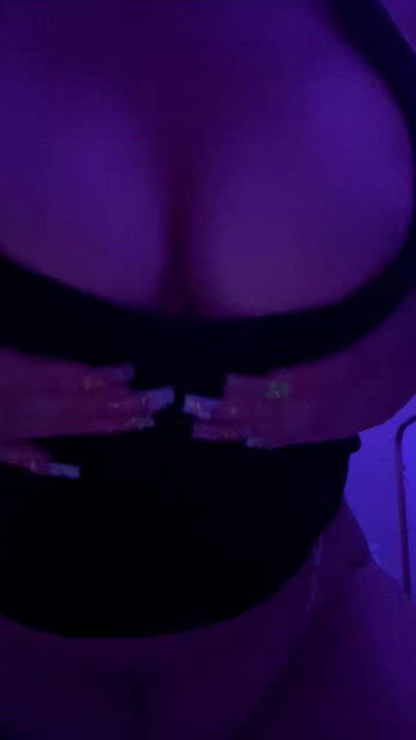 Blossomluvsme <strong>@blossomluvsme</strong> in porn video