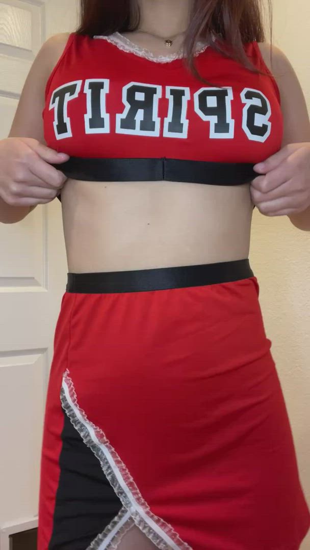 Boobaexjesss <strong>@boobaexjessss</strong> in r/asiansgonewild cheerleader titty drop porn video