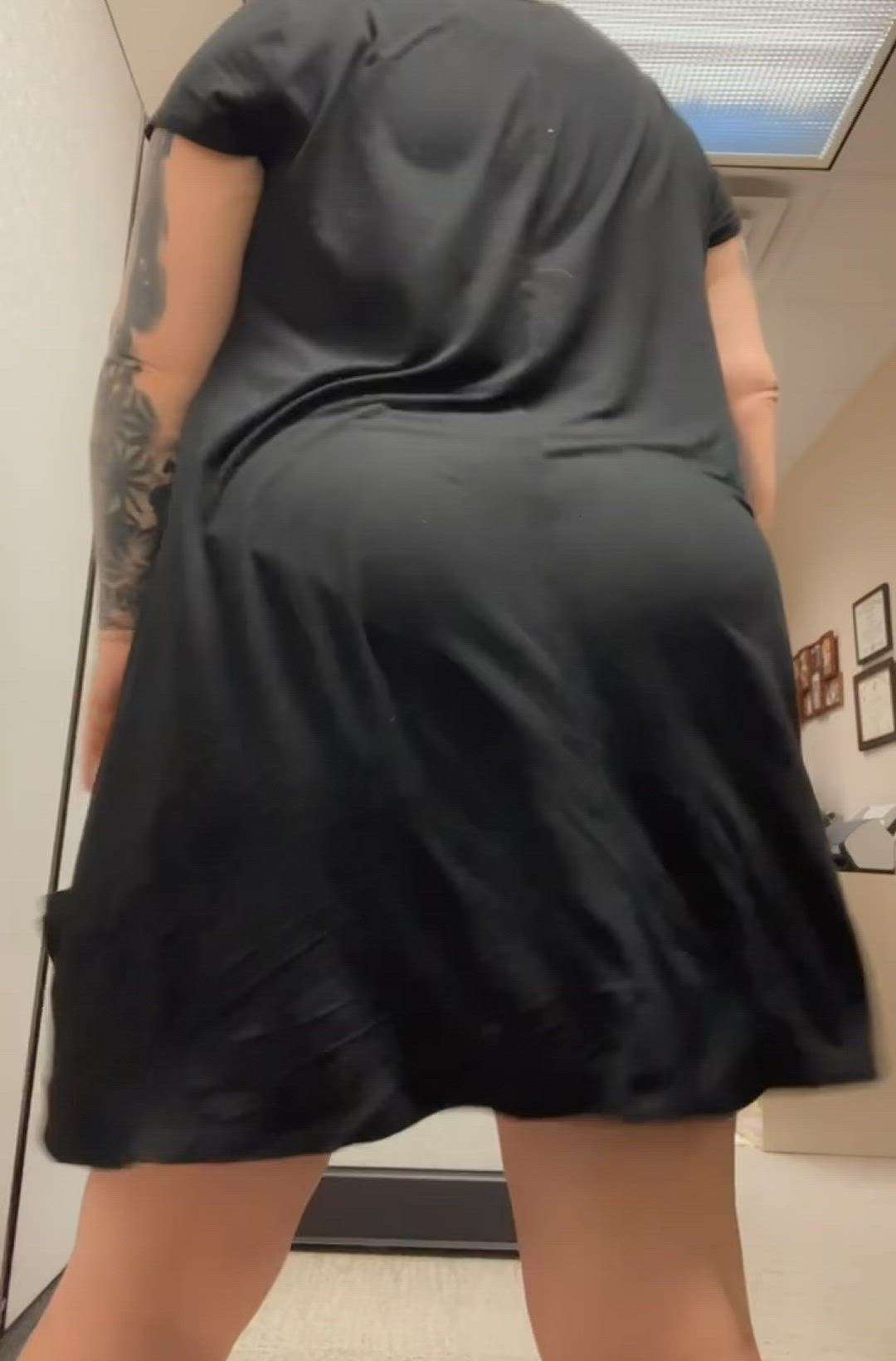 Bootygalore13 <strong>@roxielane</strong> in big ass amateur booty porn video