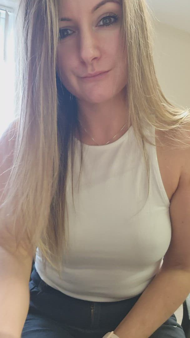 Bored English Wife  <strong>@bored_english_wife</strong> in porn video
