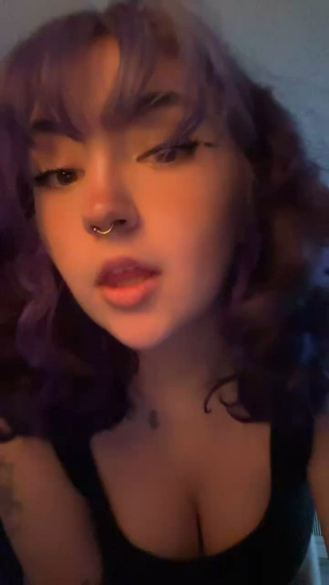 Brattybrooke <strong>@brattybrookie2002</strong> in porn video