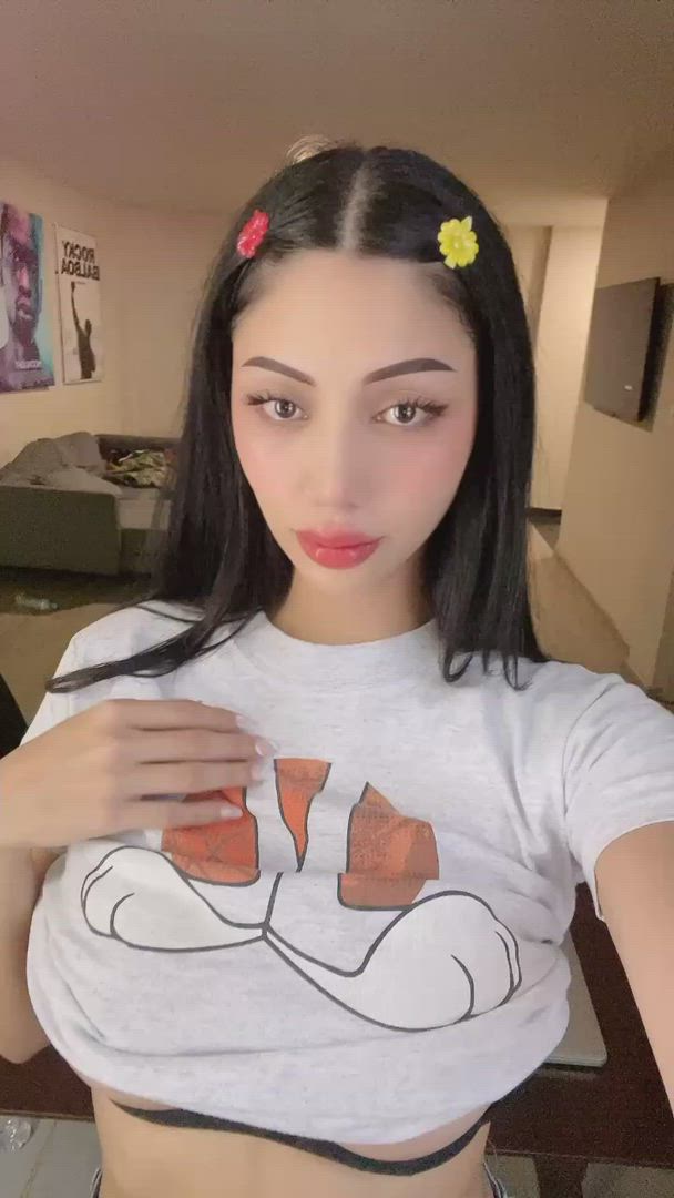 <strong>@bratzzmon</strong> in porn video