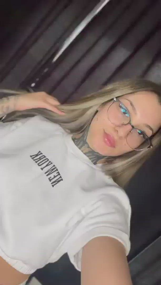 Briannasummers12 <strong>@briannasummerss</strong> in natural small tits porn video