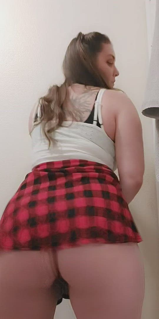 BubblyXO <strong>@bubblyrumbler</strong> in big ass hotwife blonde porn video