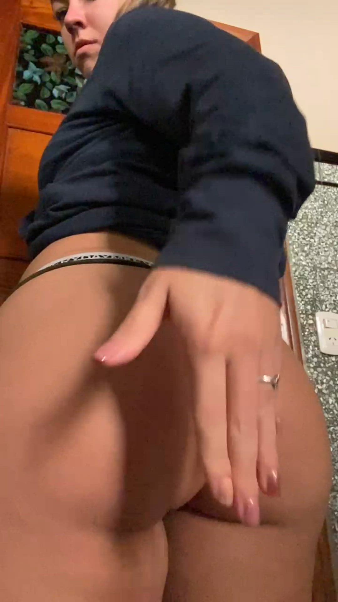 Bunnylisa <strong>@bunnylisaaa</strong> in big ass amateur booty porn video