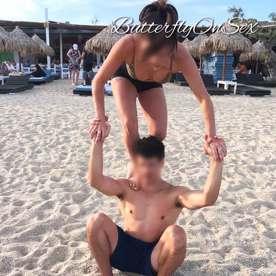 ButterflyOnSex <strong>@butterflyonsex</strong> in real couple amateur yoga porn video