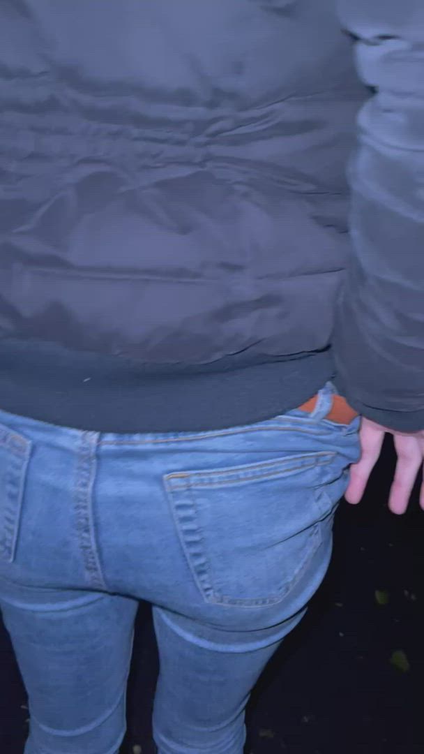 Caitthom <strong>@caitlinthom</strong> in butt plug play anal flashing amateur outdoor porn video