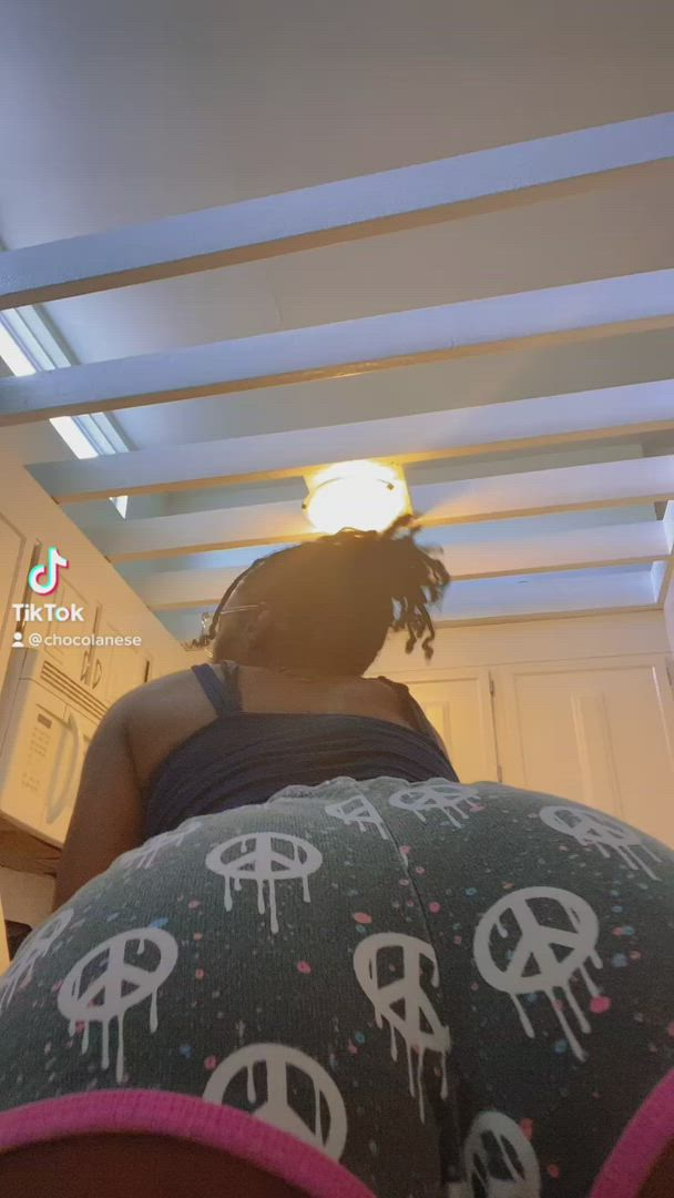 Callsuzie <strong>@call_suzie</strong> in ass clapping booty ebony porn video
