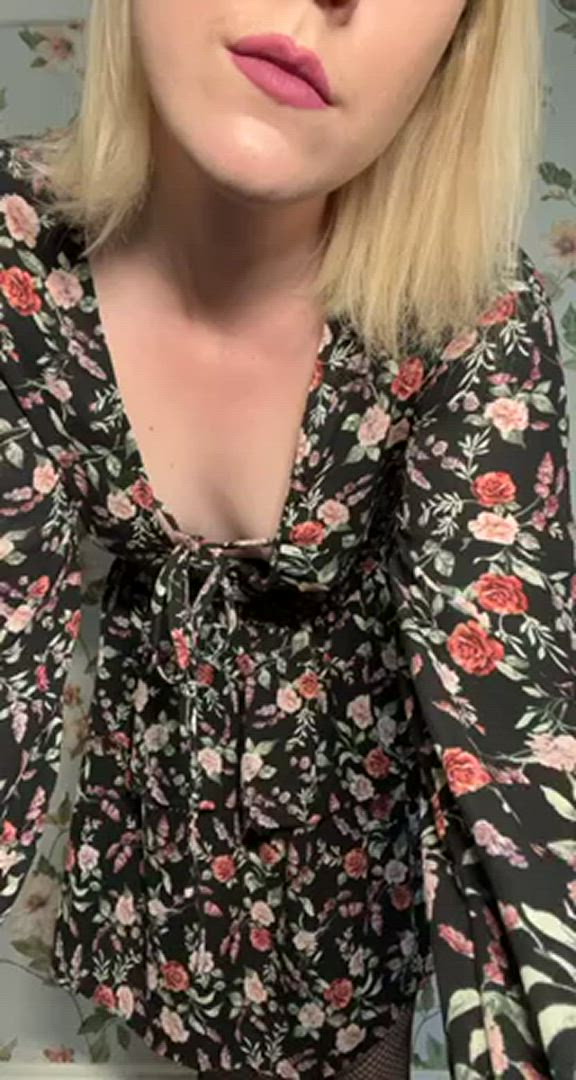 Candiedclementine <strong>@taysteedelishs</strong> in butt plug blonde ass porn video