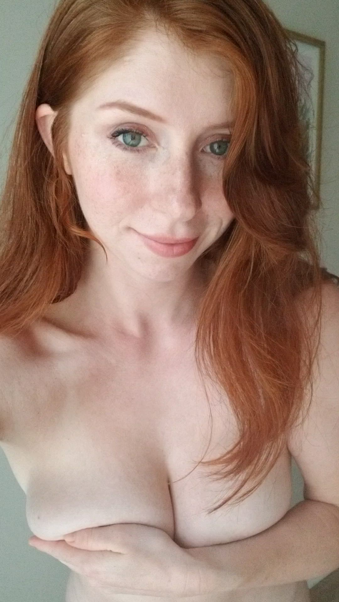 Channel1tv <strong>@cookinbaconnaked</strong> in natural tits pornstar porn video