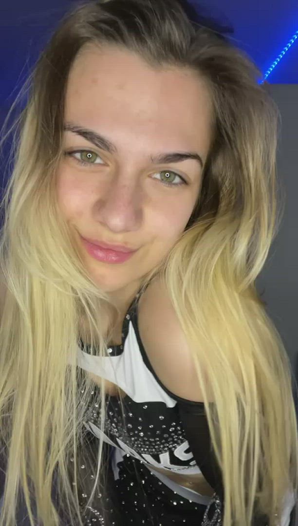 Clarawalker <strong>@clara-walker</strong> in porn video