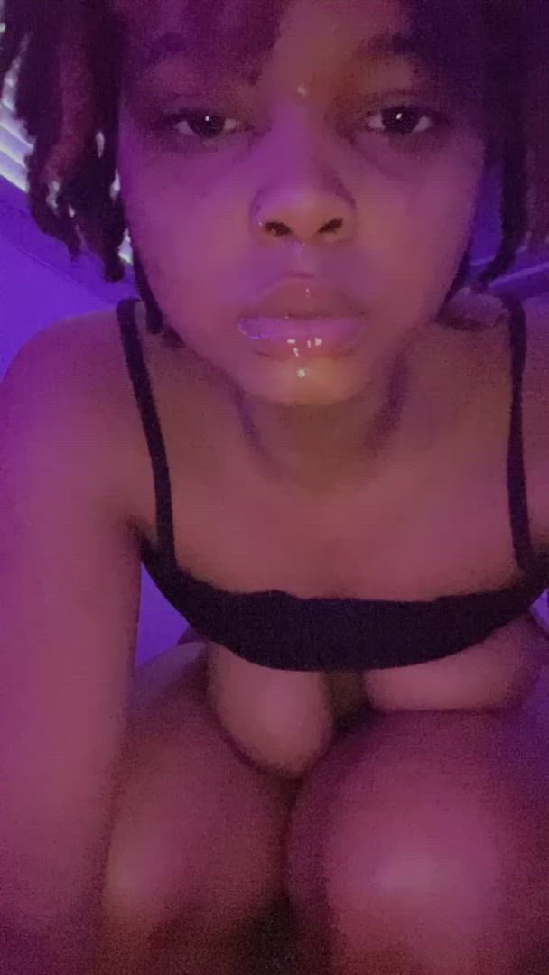 Cry baby  <strong>@crybabystormz</strong> in and messy wet cum in mouth spit porn video