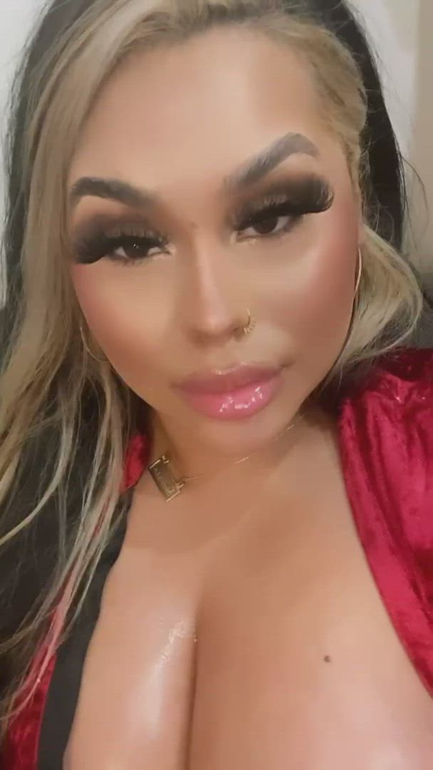 Cubanmami02  <strong>@cubanmamio2</strong> in piercing nipple big huge tits big nipples latina porn video